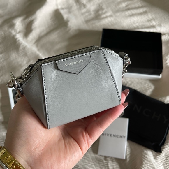 Givenchy Handbags - Givenchy nano Antigona nag